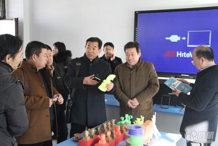 新疆生产建设兵团第七师教育局领导来访